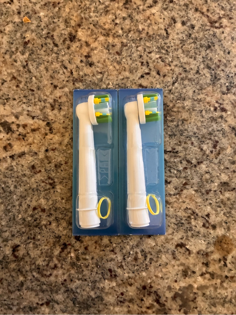 Oral-B Floss Action Replacement Electric Toothbrush Heads - Set of 2 Pack